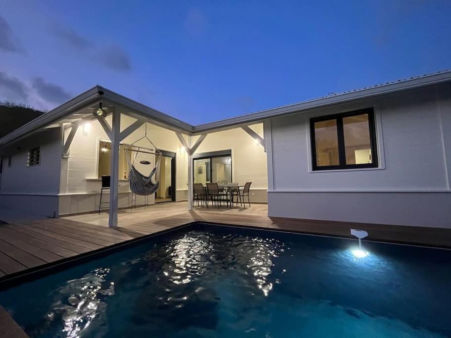 Superbe Villa Avec Piscine Et Proche Mer Au Diamant - 3 Chambres Et Salles De Bain Le Diamant Esterno foto